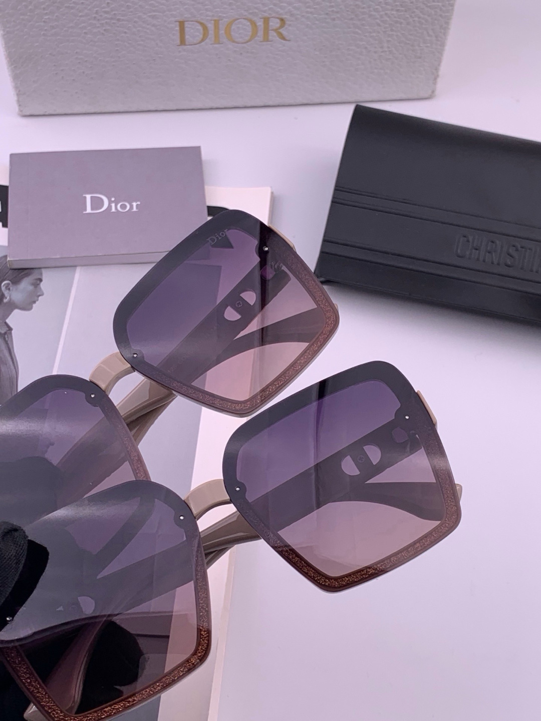 🔺 【DIOR-迪奥】开春新款 潮流爆款 时尚方框偏光太阳镜 高品质 佩戴舒适 网红潮款墨镜 女士高清加厚偏光太阳镜🕶️