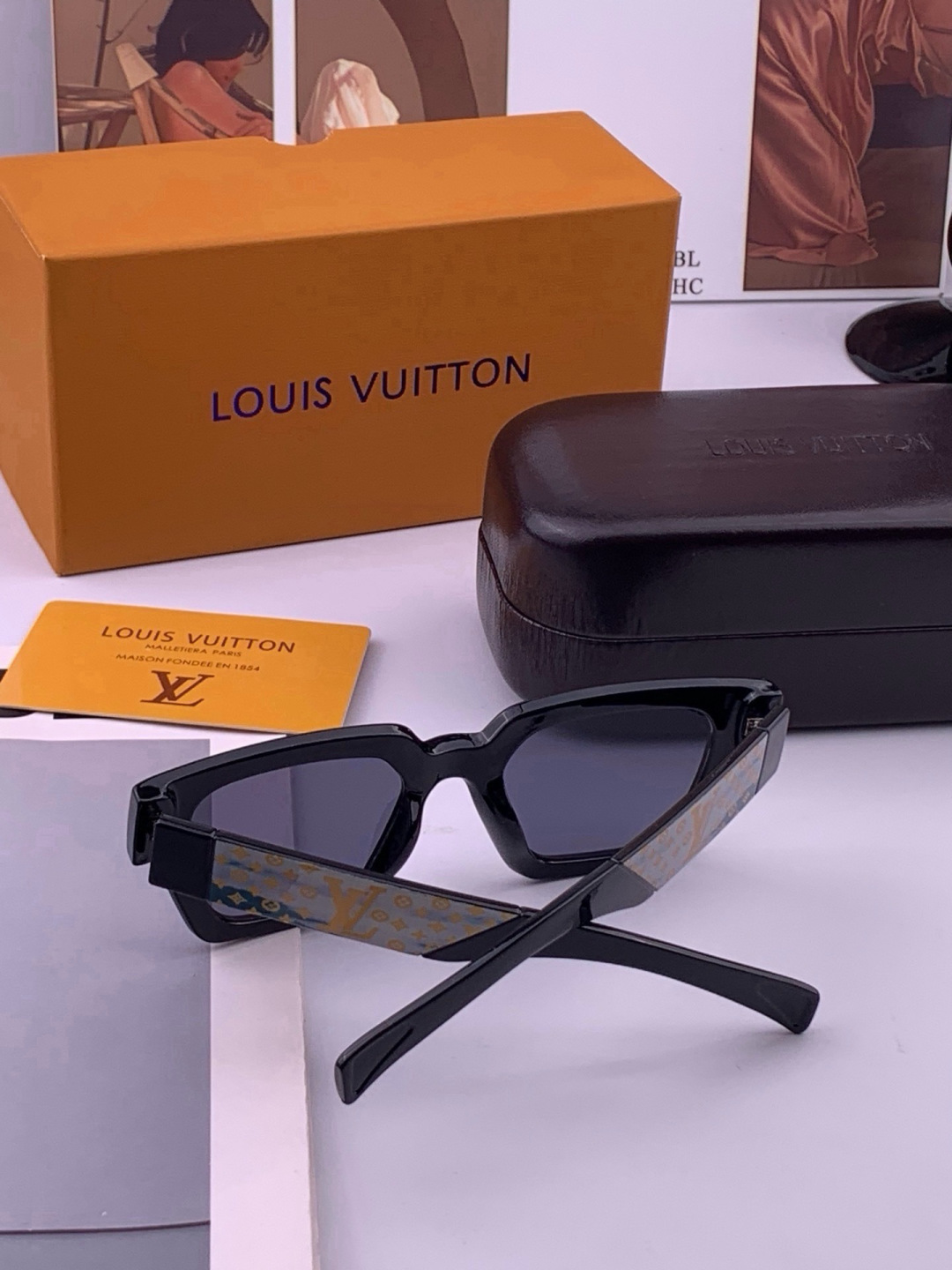 🔺LV🔻早春新款，众多明星同款[色]LV‼️‼️新款大框墨镜 ，🌈🌈宝丽来超清太阳镜🔝🔝型号：L37000