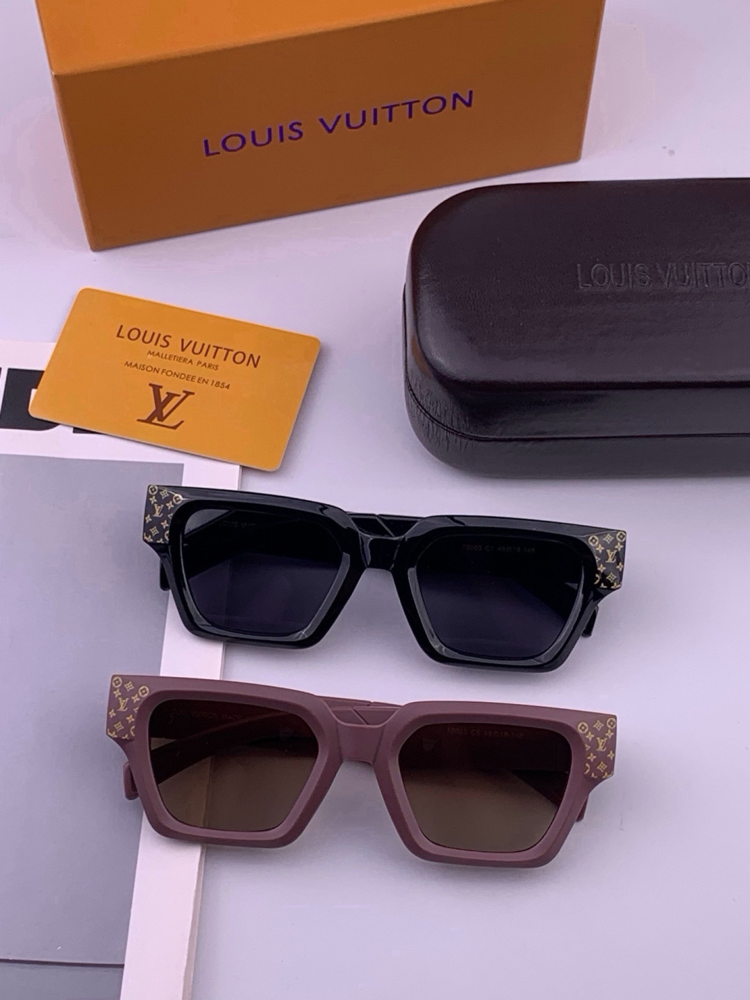 🔺LV🔻早春新款，众多明星同款[色]LV‼️‼️新款大框墨镜 ，🌈🌈宝丽来超清太阳镜🔝🔝型号：L37000