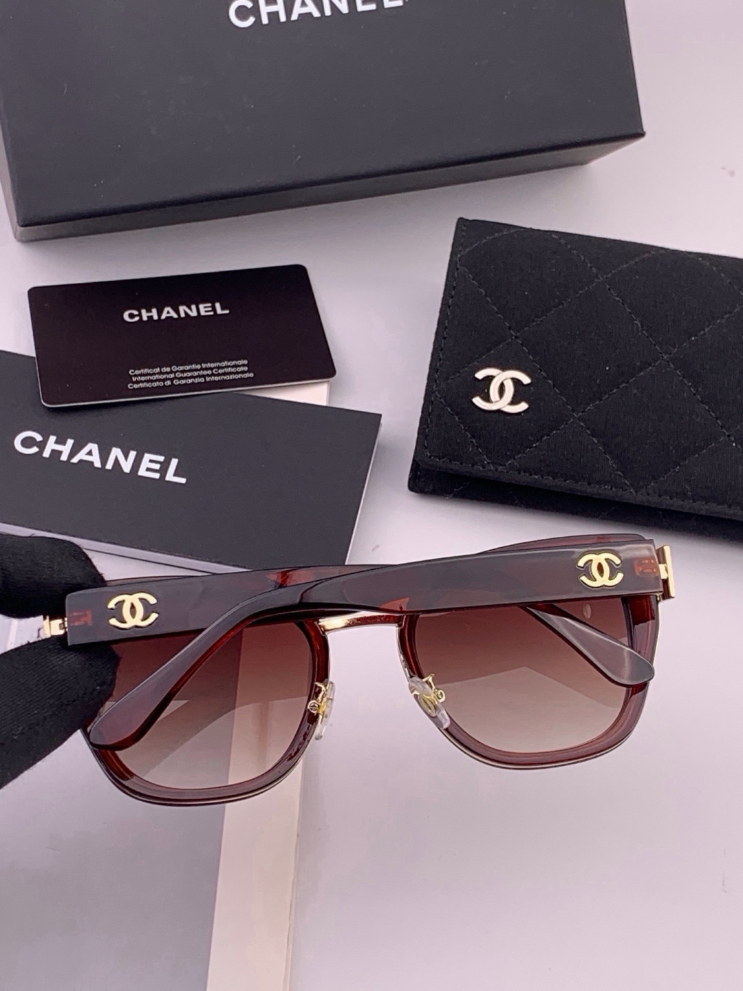 【CHANEL】香奈儿 新款潮流爆款 时尚圆框太阳镜 佩戴舒适 网红潮款墨镜  女士高清加厚偏光太阳镜🕶️ 🎉高品质TR