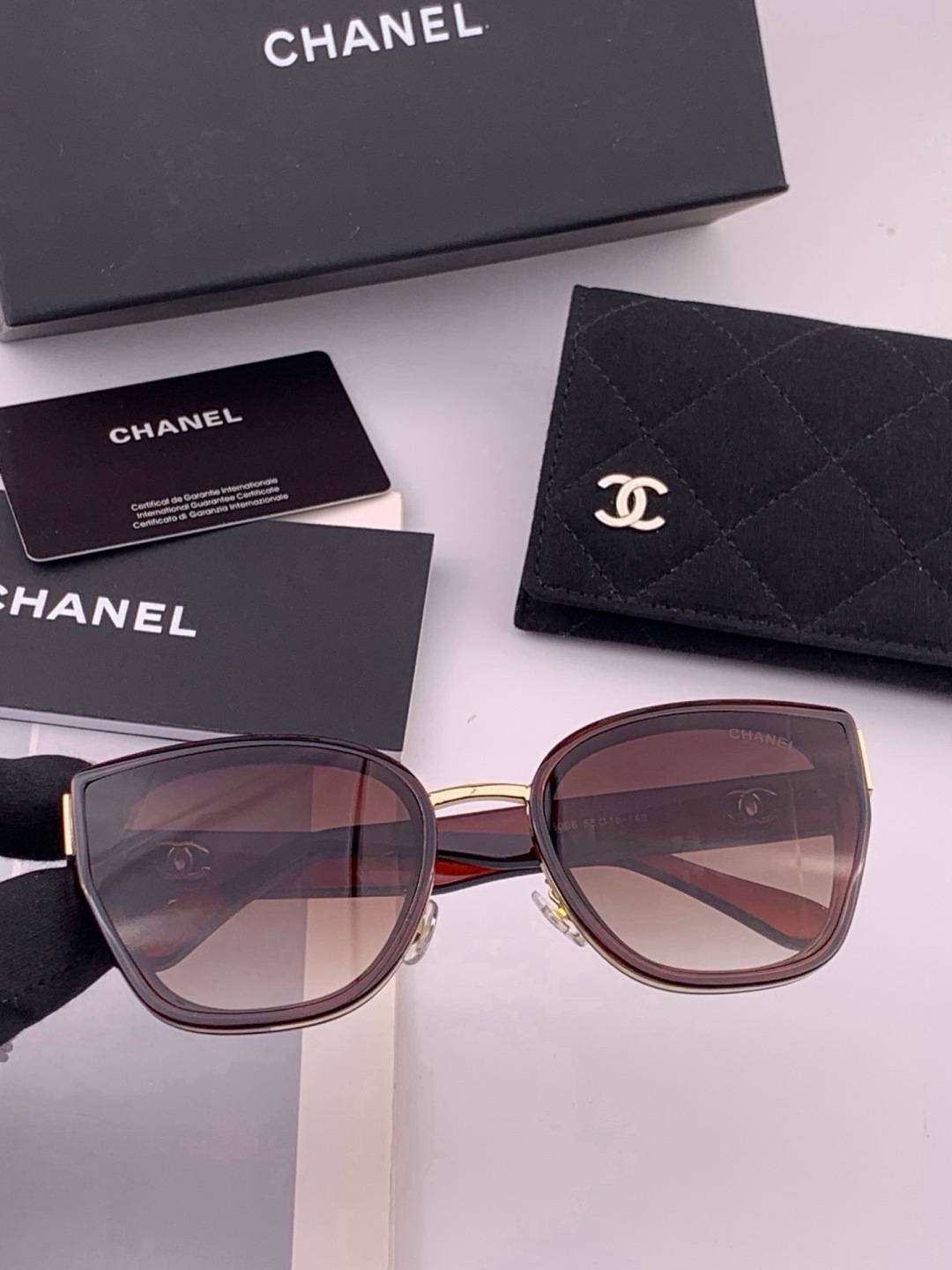 【CHANEL】香奈儿 新款潮流爆款 时尚圆框太阳镜 佩戴舒适 网红潮款墨镜  女士高清加厚偏光太阳镜🕶️ 🎉高品质TR