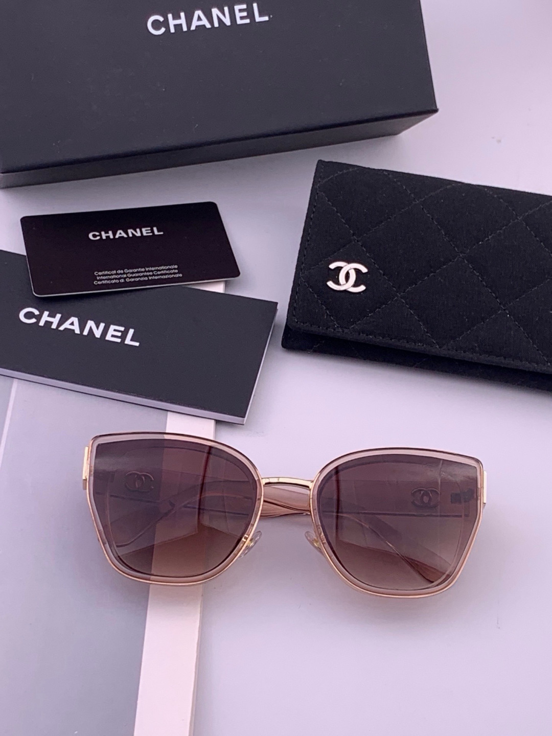 【CHANEL】香奈儿 新款潮流爆款 时尚圆框太阳镜 佩戴舒适 网红潮款墨镜  女士高清加厚偏光太阳镜🕶️ 🎉高品质TR