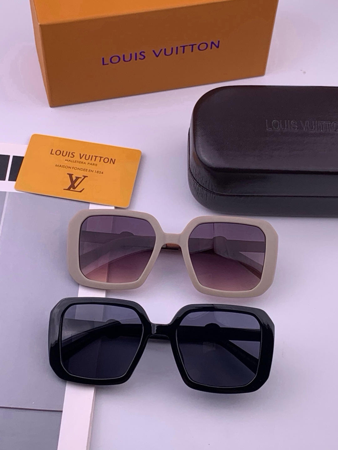 🔺LV🔻早春新款，众多明星同款[色]LV‼️‼️新款大框墨镜 ，🌈🌈宝丽来超清太阳镜🔝🔝型号：L37007