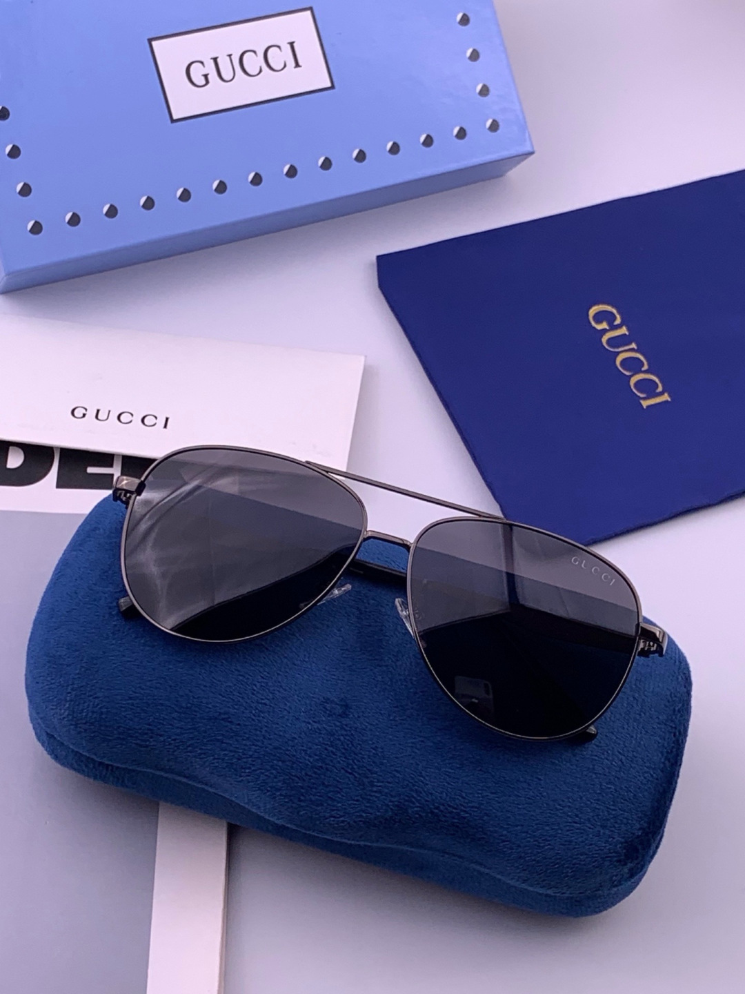 Gucci 🔥  高品质男女款墨镜   👍 进口宝丽来偏光镜片  🔥蛤蟆镜 开车钓鱼都可 🔥百搭显瘦墨镜韩版男士飞行员大