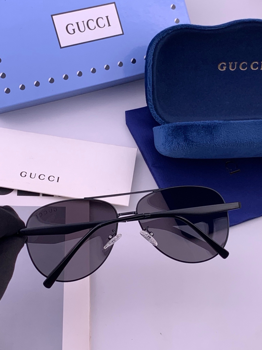 Gucci 🔥  高品质男女款墨镜   👍 进口宝丽来偏光镜片  🔥蛤蟆镜 开车钓鱼都可 🔥百搭显瘦墨镜韩版男士飞行员大