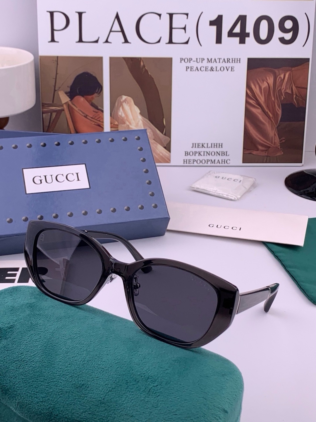 GUCCI  新款偏光太眼镜，情侣款时尚方框太阳镜佩戴舒适网红潮流款墨镜，大气女人范儿，大脸小脸都好看 ！型号：G799