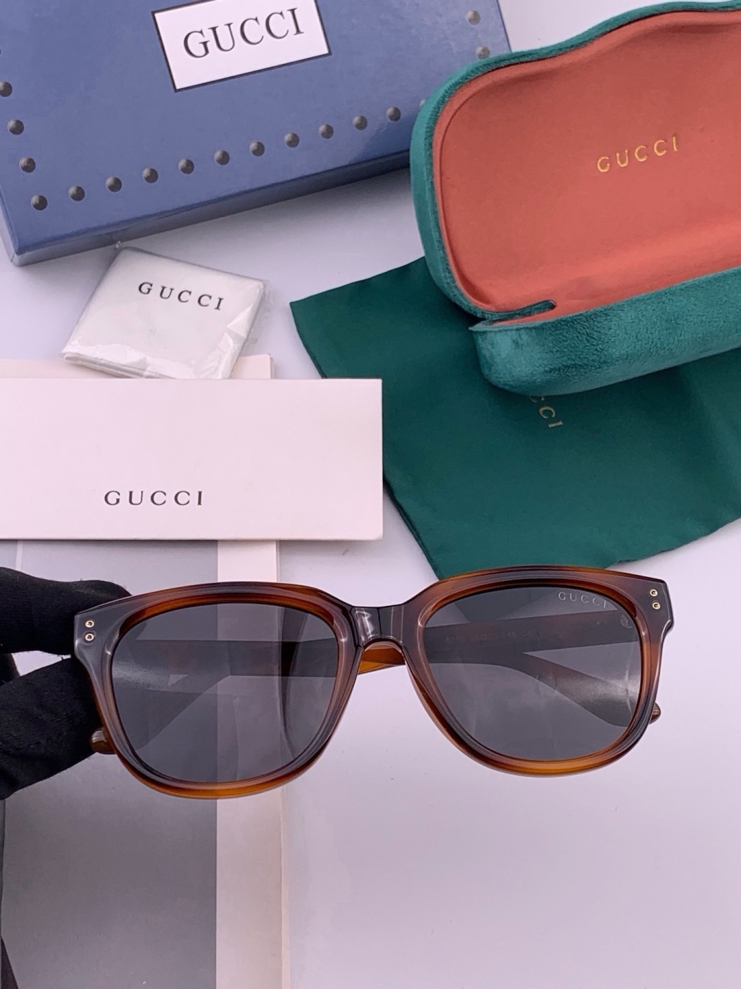 🔺 【GUCCI】开春新款 潮流爆款 时尚方框偏光太阳镜 高品质 佩戴舒适 网红潮款墨镜 女士高清尼龙偏光太阳镜🕶️ 🎉