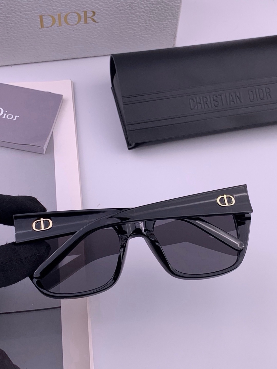 【DIOR】新款潮流爆款 时尚方框太阳镜 佩戴舒适 网红潮款墨镜  女士高清加厚偏光太阳镜🕶️ 🎉高品质TR镜框 ♥️♥