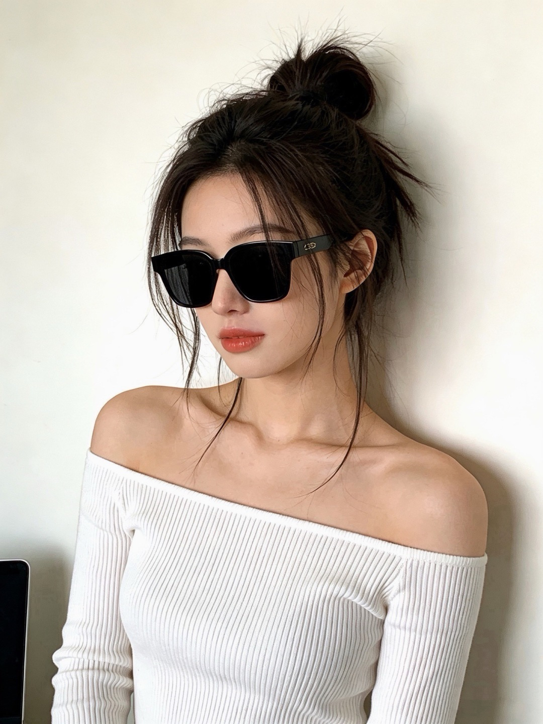 GUCCI  新款偏光太眼镜，情侣款时尚方框太阳镜佩戴舒适网红潮流款墨镜，大气女人范儿，大脸小脸都好看 ！型号：G423