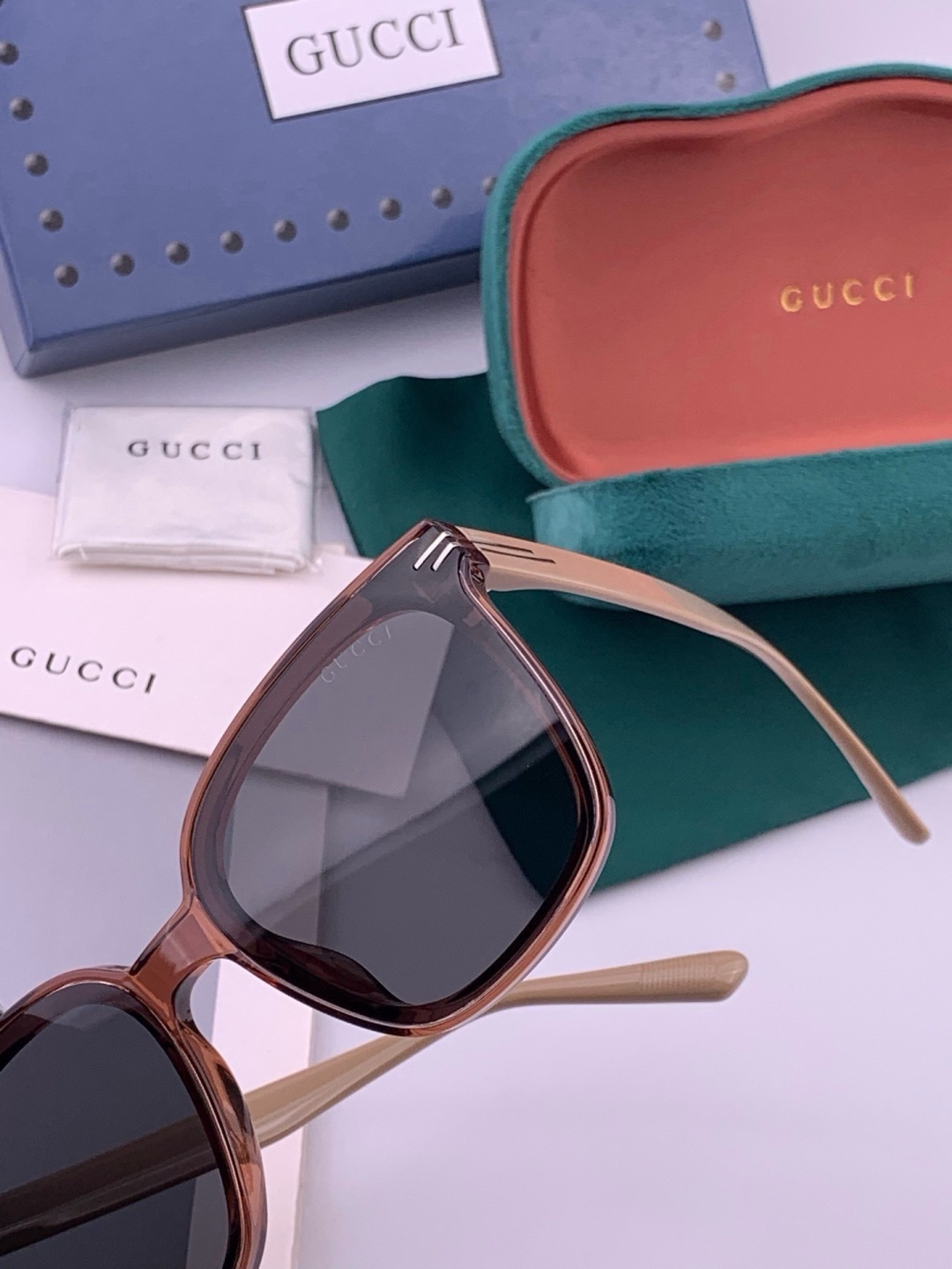 🔺GUCCI🔻古驰 GG圆框太阳镜 完美品质 🎓独特设计  适合各种脸型 亮相时装周 超时尚百搭 实物精致  情侣款 男