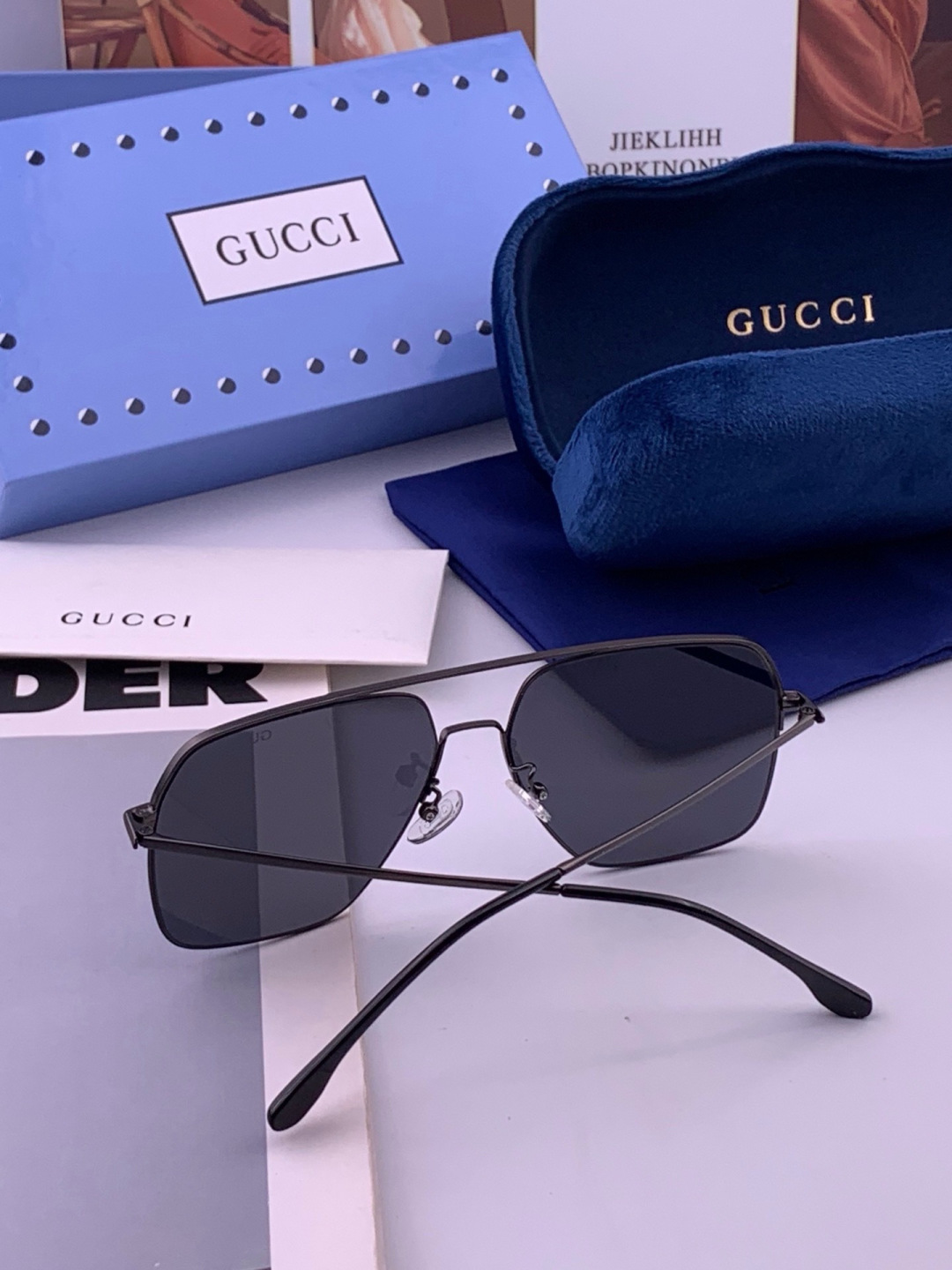 GUCCI 男款炫彩飞行员偏光太阳镜 ❤️材质：高清尼龙加厚卡槽高清偏光镜片 🌹无边框镜架💕颜👍型号：G0702