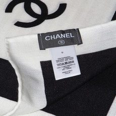 2026秋冬新品 Chanel 140披肩 30%真丝70%羊绒 马修.布拉齐将自己的首个系列作品构思为一场与嘉柏丽尔 2026秋冬新品 Chanel 140披肩 30%真丝70%羊绒 马修.布拉齐将自己的首个系列作品构思为一场与嘉柏丽尔