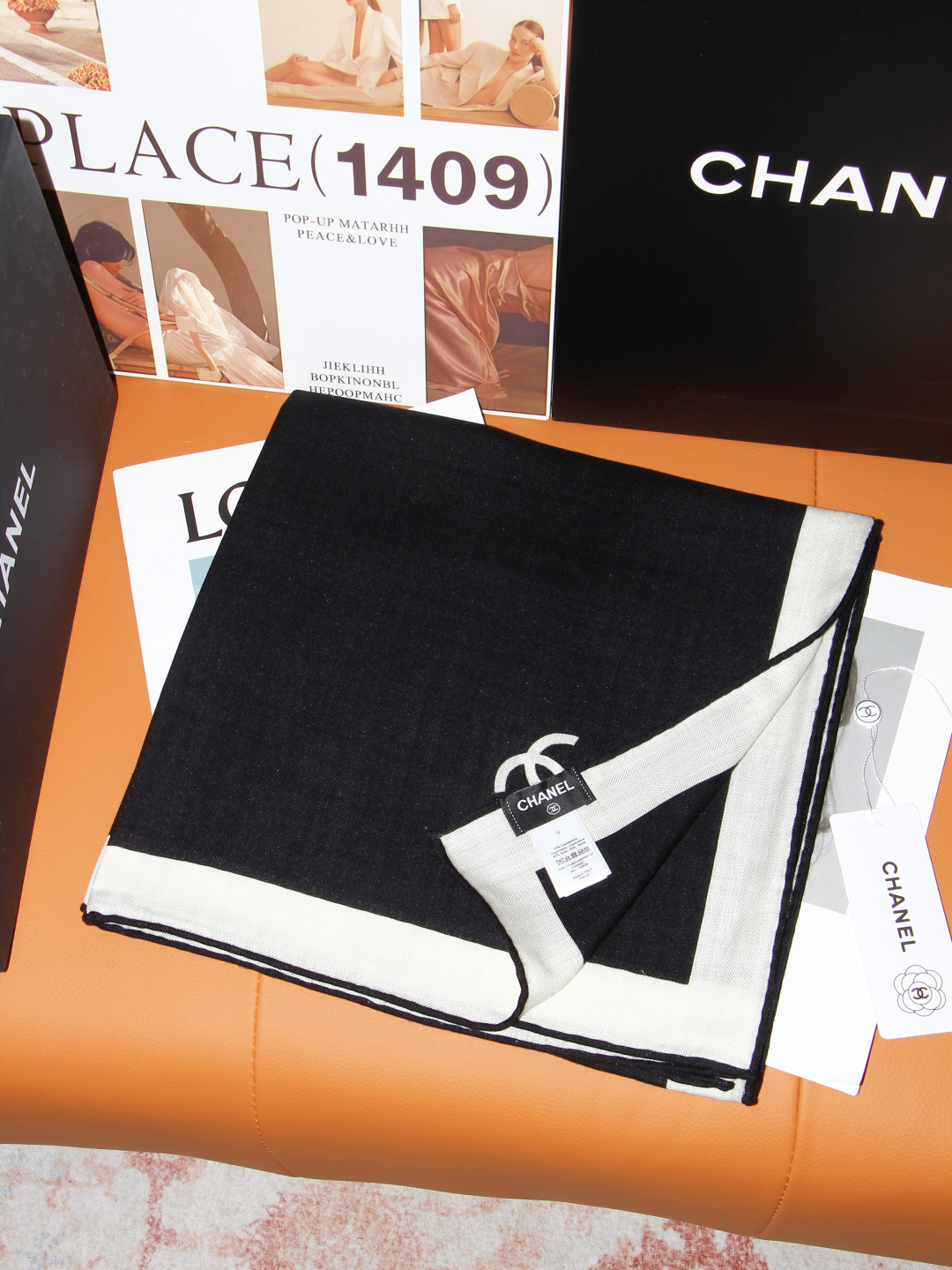2026秋冬新品 Chanel  140披肩 30%真丝70%羊绒 马修.布拉齐将自己的首个系列作品构思为一场与嘉柏丽尔
