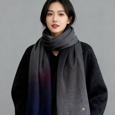 ✨✨太美了😍 【皮安娜】情侣款 美到要尖叫😱专柜最新款🎊英伦欧美范儿「多色渐变」又是一款即时尚又实用的大围巾&长巾,🎆 ✨✨太美了😍 【皮安娜】情侣款 美到要尖叫😱专柜最新款🎊英伦欧美范儿「多色渐变」又是一款即时尚又实用的大围巾&长巾,🎆