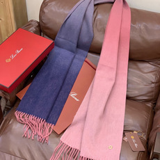 ✨✨太美了😍 【皮安娜】情侣款 美到要尖叫😱专柜最新款🎊英伦欧美范儿「多色渐变」又是一款即时尚又实用的大围巾&长巾,🎆 ✨✨太美了😍 【皮安娜】情侣款 美到要尖叫😱专柜最新款🎊英伦欧美范儿「多色渐变」又是一款即时尚又实用的大围巾&长巾,🎆