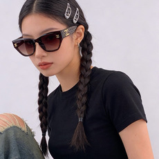 新品CHANEL 香奈儿太阳镜以独特魅力和前卫风格诠释春夏最新眼镜,质感超好佩带舒适 型号:CH6530 新品CHANEL 香奈儿太阳镜以独特魅力和前卫风格诠释春夏最新眼镜,质感超好佩带舒适 型号:CH6530