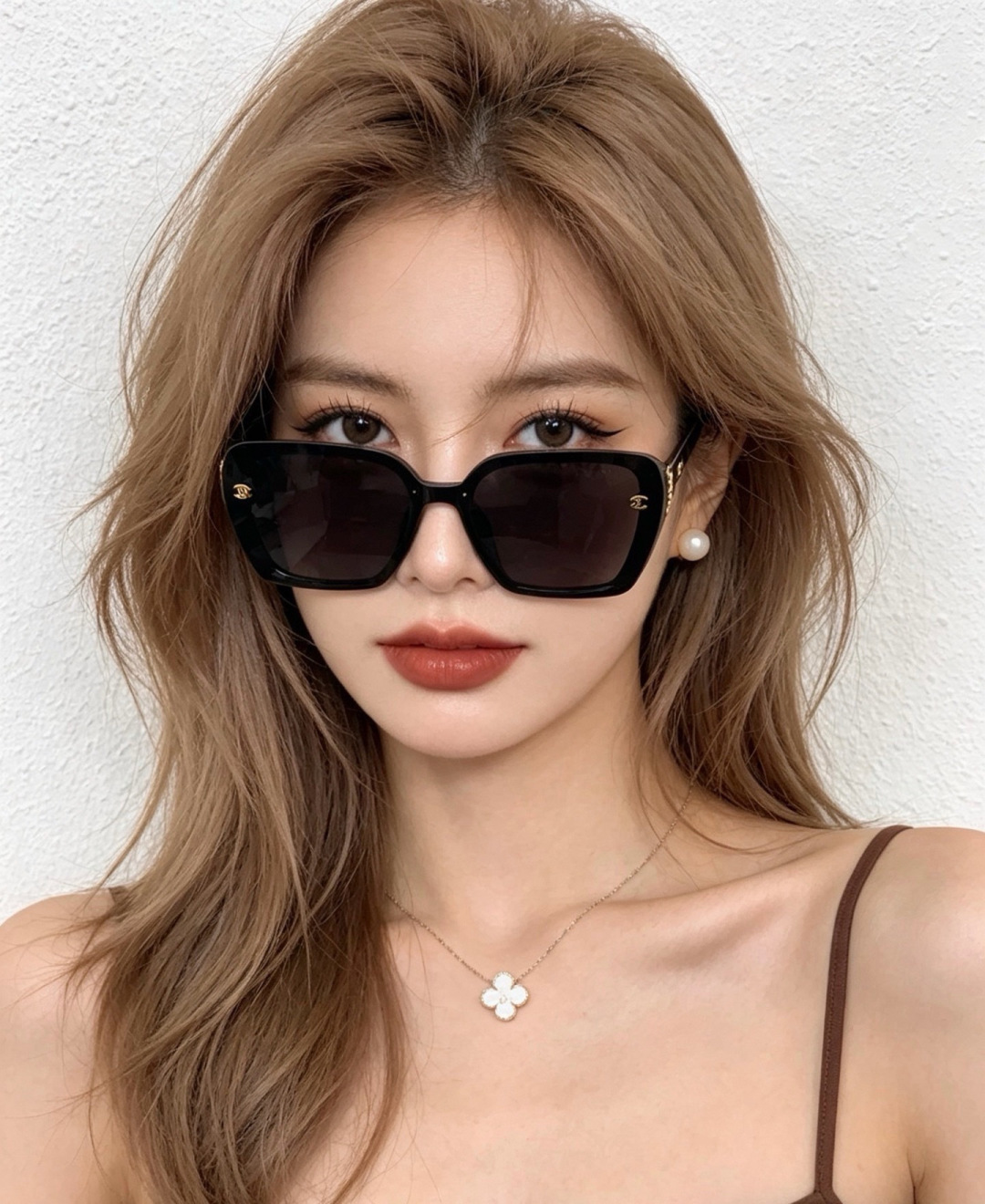 🔺CHANEL🔻官方早春新款，众多明星同款[色]香奈儿‼️‼️新款大框偏光墨镜 ，镜腿LOGO小珍珠🌈🌈宝丽来超清偏光太