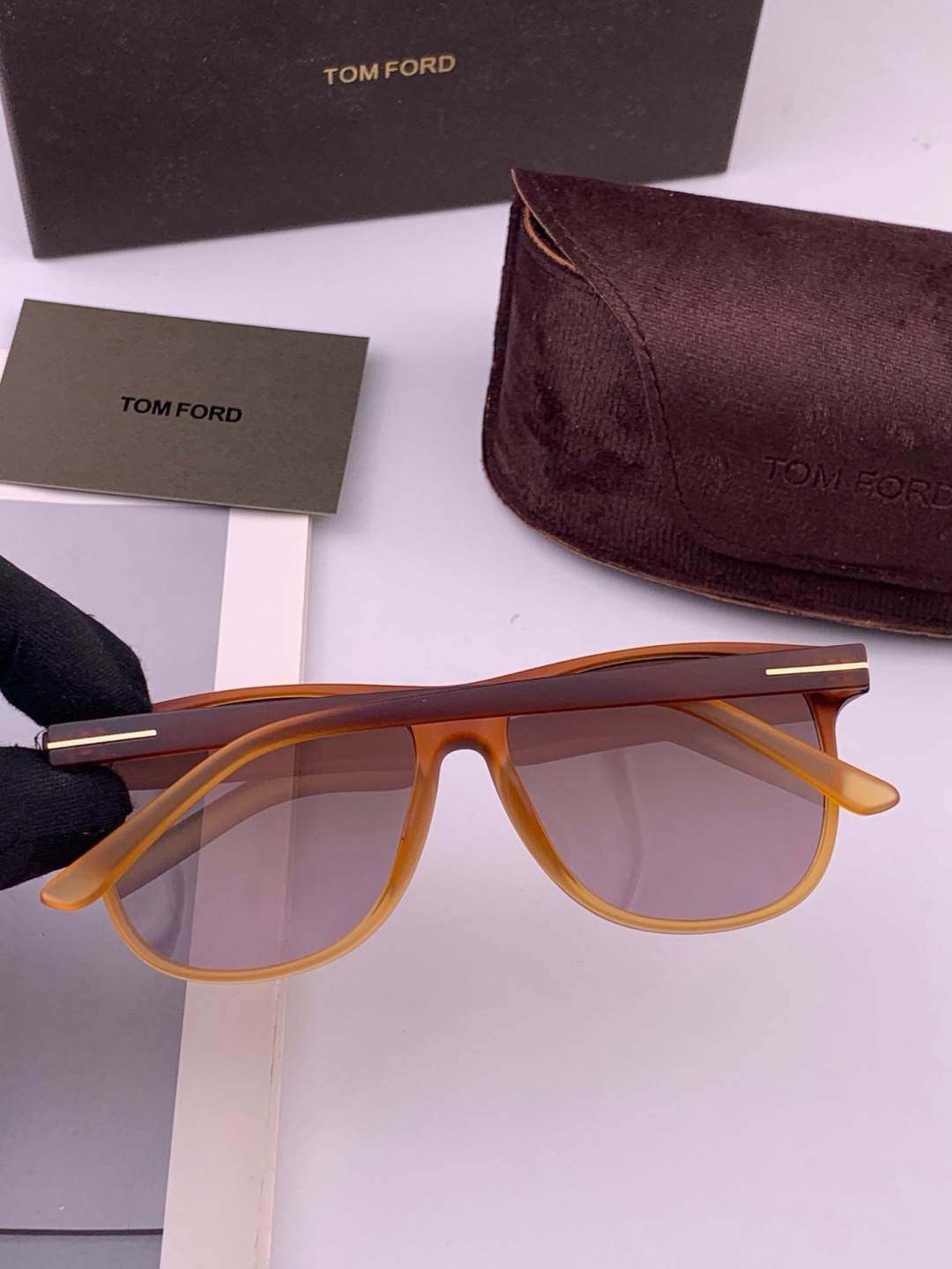 【TOMFORD】汤姆福特 爆款来袭！经典火爆作品 重磅出击 ！超经典偏光眼镜，时刻展现时尚大牌风范！我心动，💓我选择！