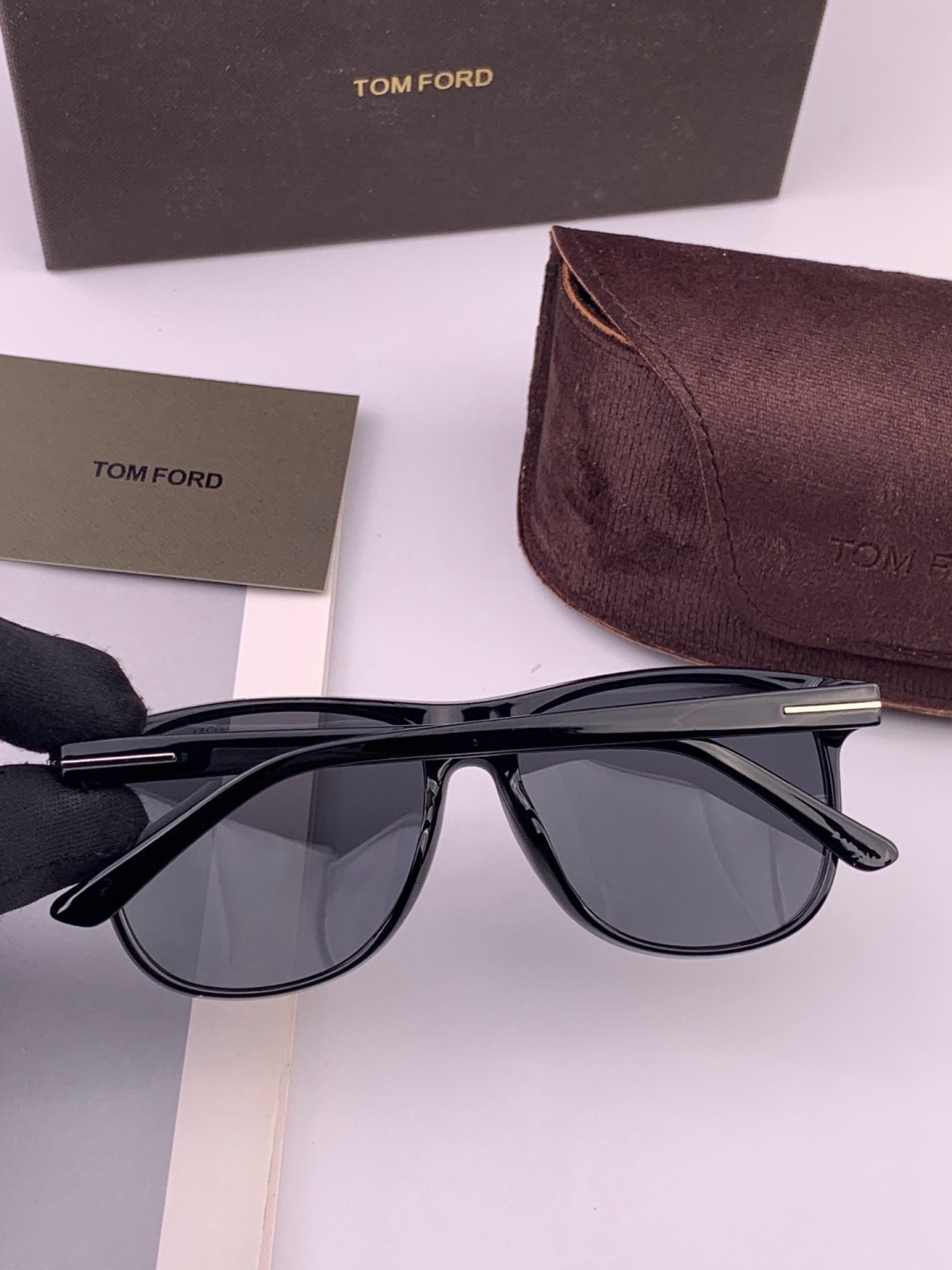 【TOMFORD】汤姆福特 爆款来袭！经典火爆作品 重磅出击 ！超经典偏光眼镜，时刻展现时尚大牌风范！我心动，💓我选择！