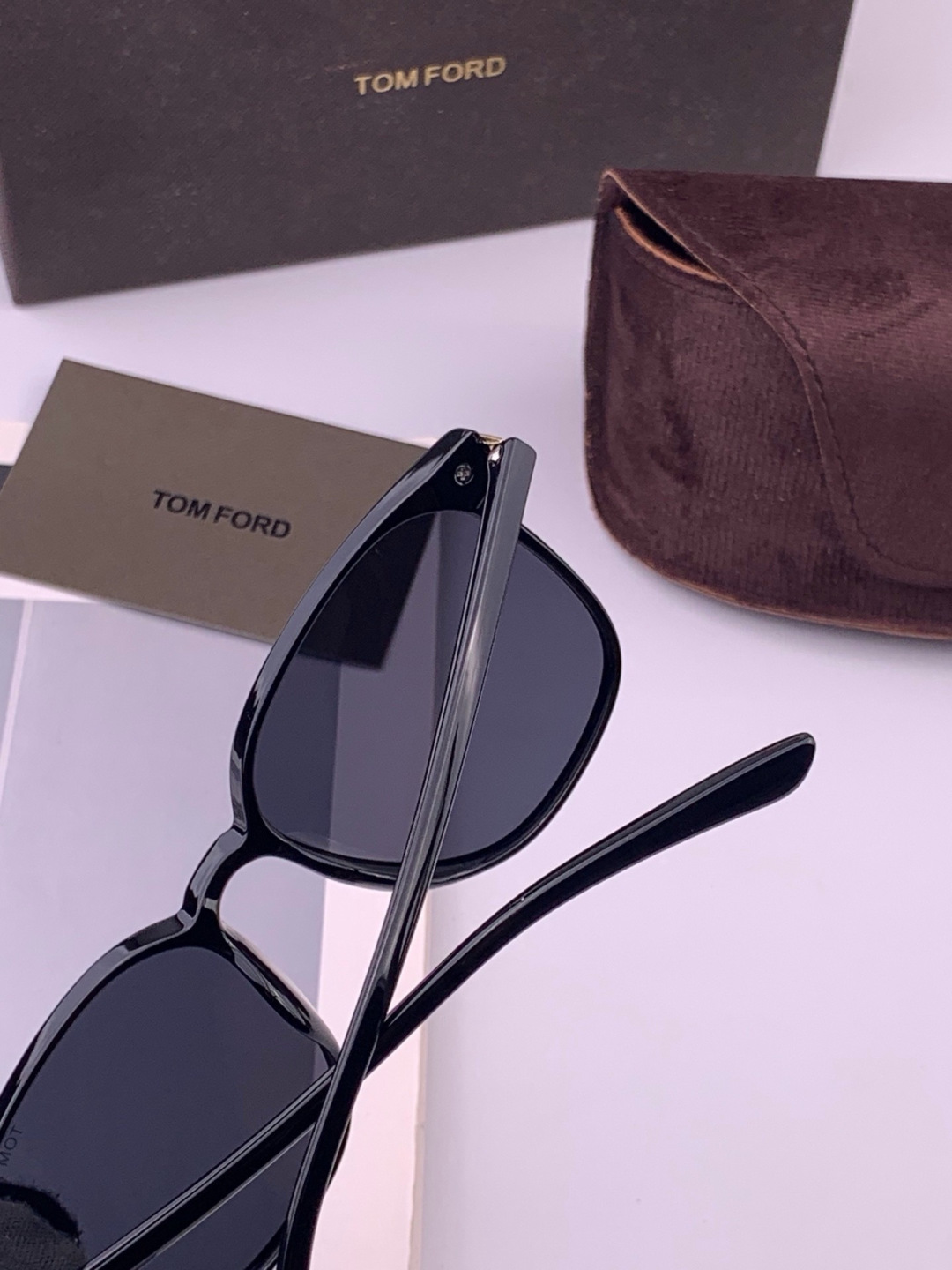 【TOMFORD】汤姆福特 爆款来袭！经典火爆作品 重磅出击 ！超经典偏光眼镜，时刻展现时尚大牌风范！我心动，💓我选择！