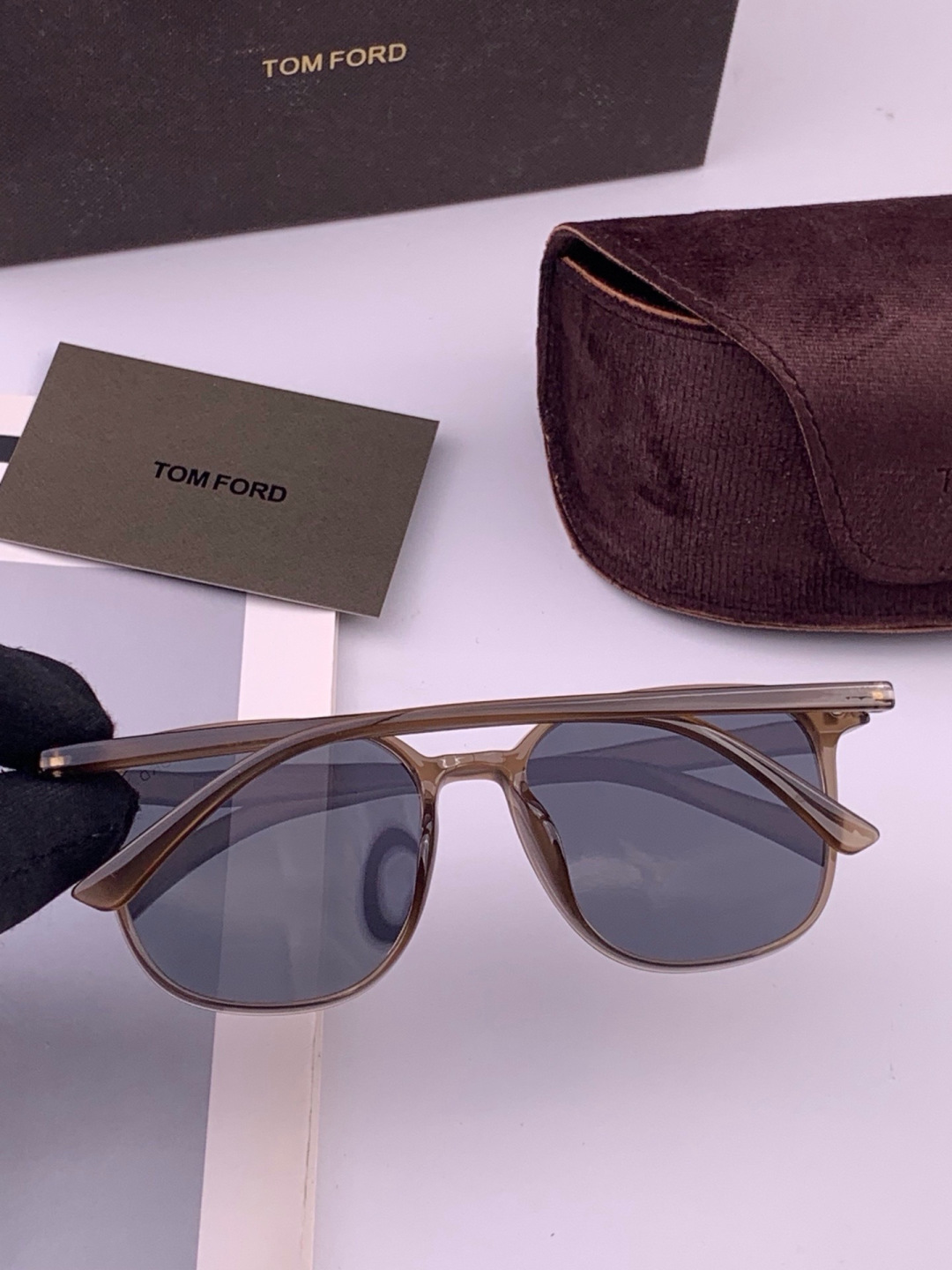 【TOMFORD】汤姆福特 爆款来袭！经典火爆作品 重磅出击 ！超经典偏光眼镜，时刻展现时尚大牌风范！我心动，💓我选择！