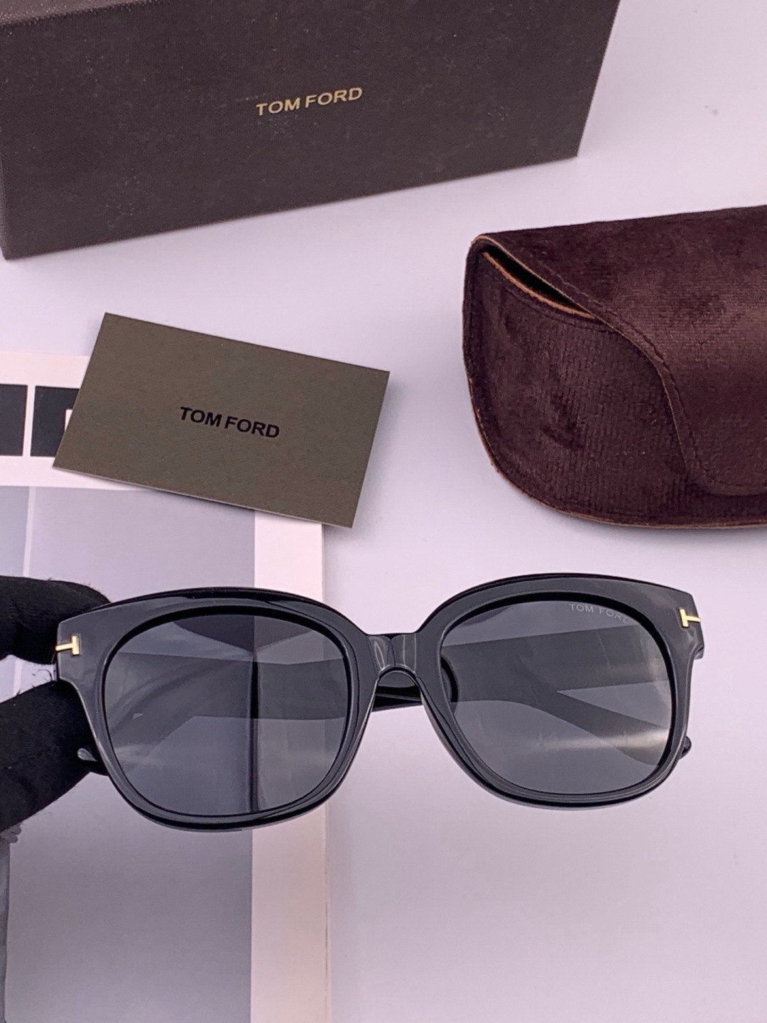 【TOMFORD】汤姆福特 爆款来袭！经典火爆作品 重磅出击 ！超经典偏光眼镜，时刻展现时尚大牌风范！我心动，💓我选择！