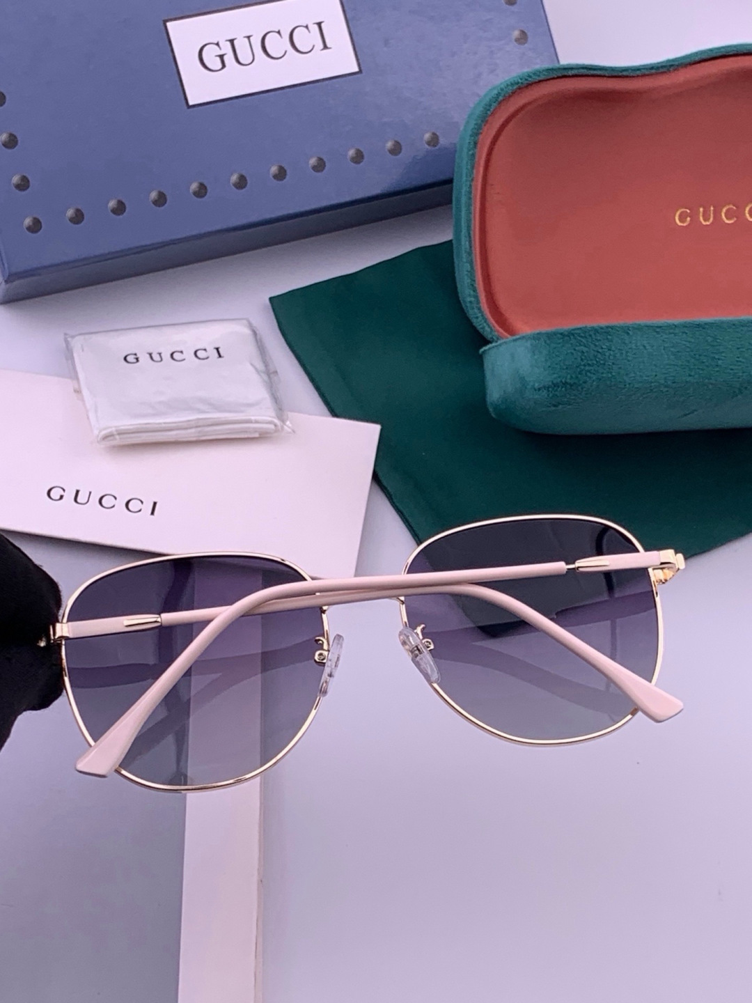 🔺 GUCCI🔻官方新款 众多明星同款[色]‼️‼️新款大框偏光墨镜 🌈🌈宝丽来超清加厚太阳镜🔝🔝型号：G5822
