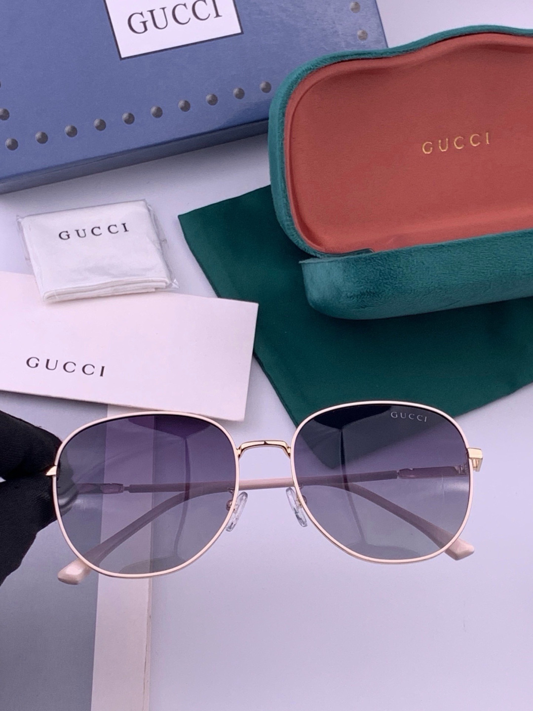 🔺 GUCCI🔻官方新款 众多明星同款[色]‼️‼️新款大框偏光墨镜 🌈🌈宝丽来超清加厚太阳镜🔝🔝型号：G5822