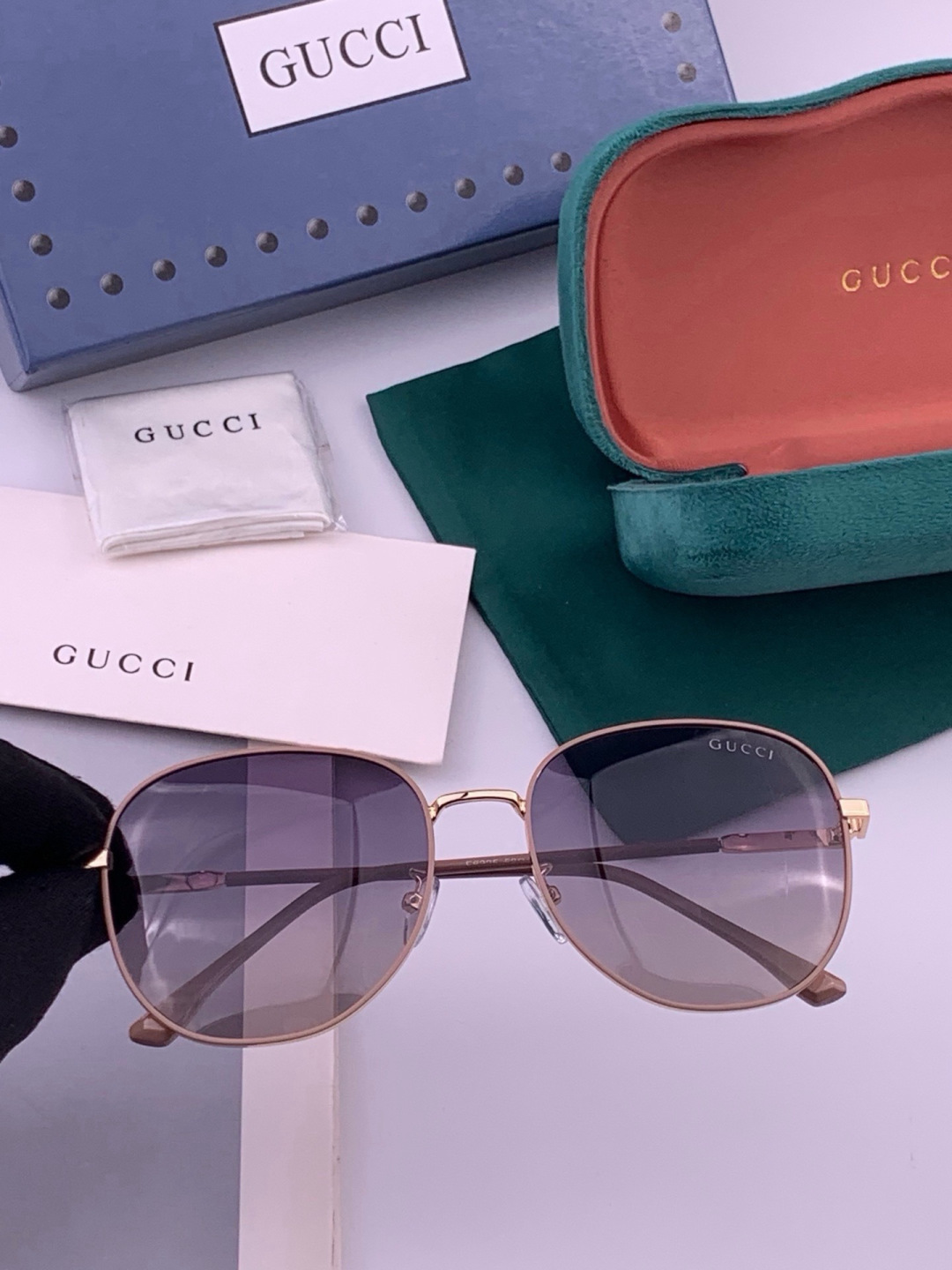🔺 GUCCI🔻官方新款 众多明星同款[色]‼️‼️新款大框偏光墨镜 🌈🌈宝丽来超清加厚太阳镜🔝🔝型号：G5822