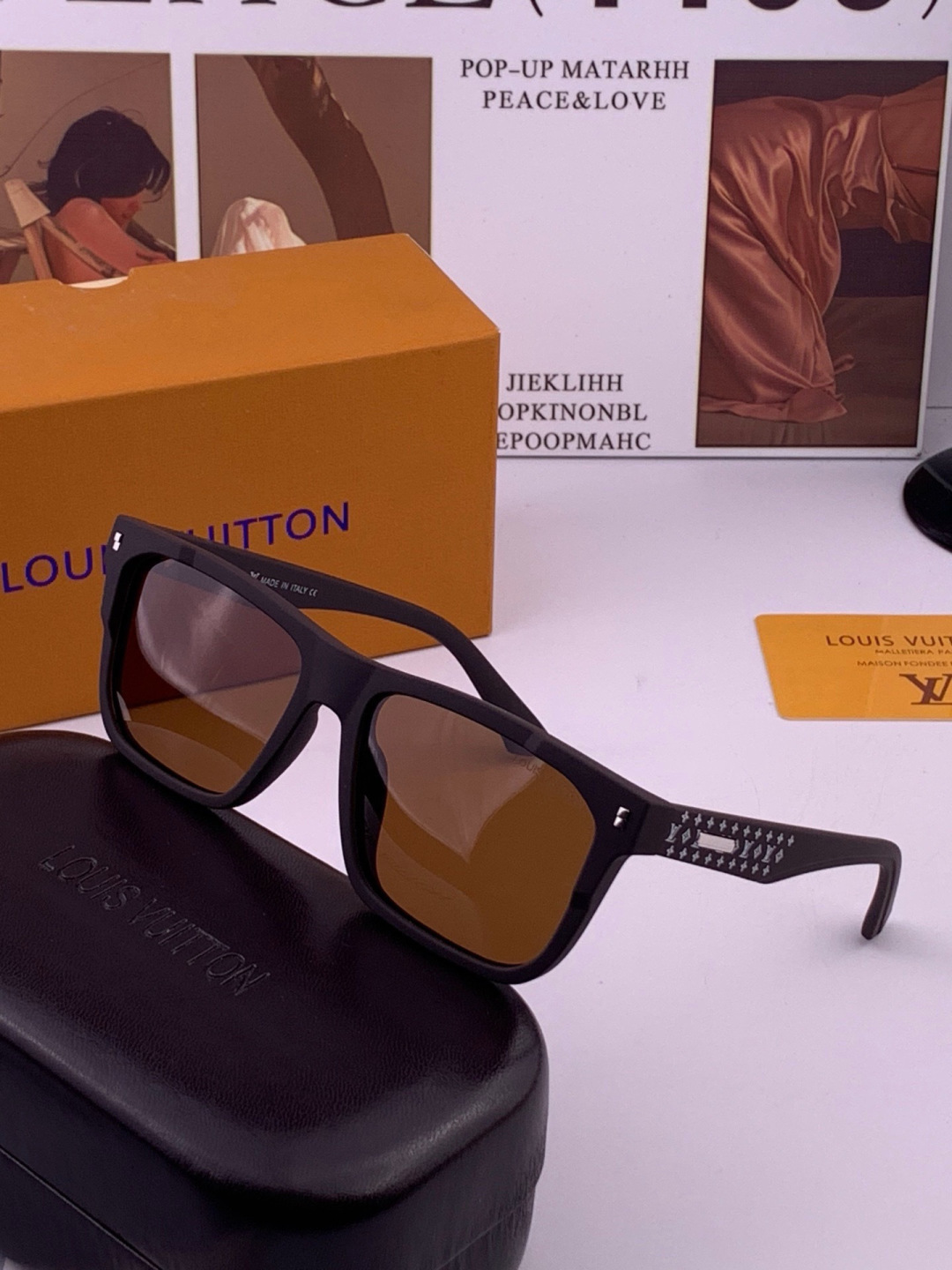 LV 开春新款  潮流爆款 时尚方框太阳镜 高品质 佩戴舒适 网红潮款墨镜 型号L8510