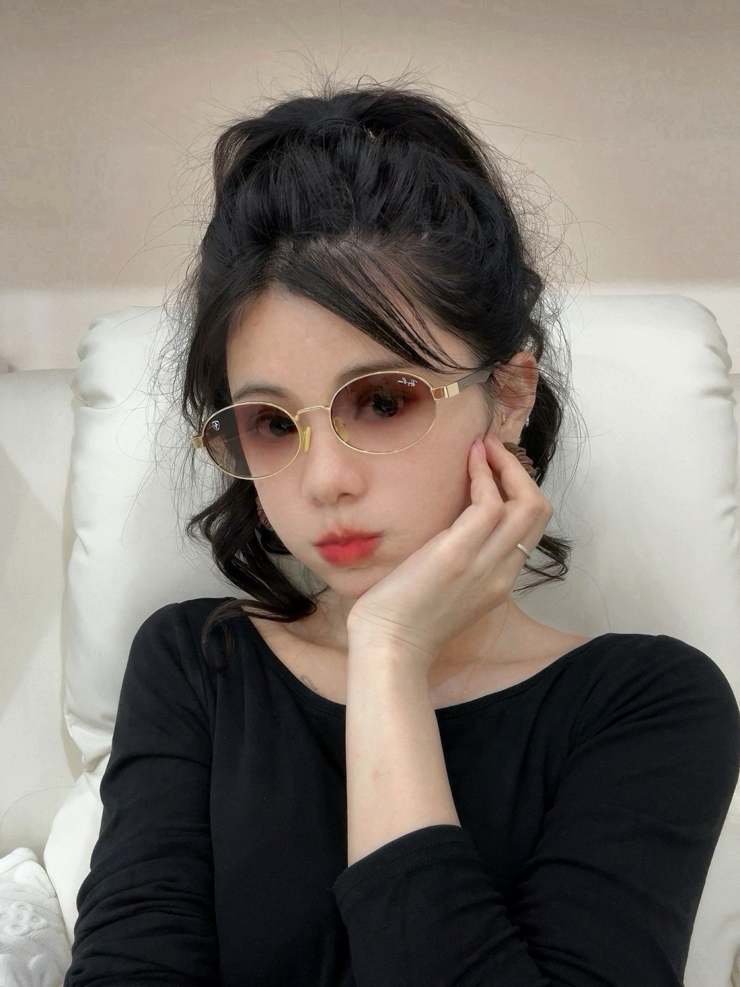官方同步 品牌:雷朋经典男女士玻璃太阳镜          材质：美国宝丽来高清防爆钢化玻璃镜片 型号：RB3443