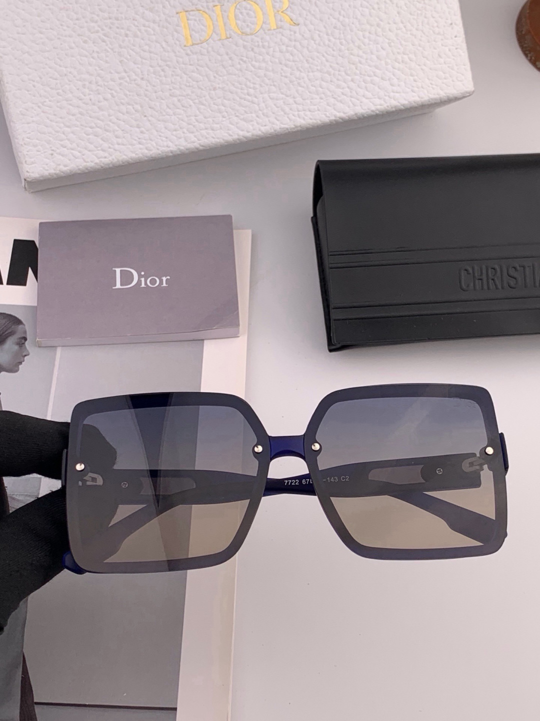 🔺 【DIOR-迪奥】开春新款 潮流爆款 时尚方框偏光太阳镜 高品质 佩戴舒适 网红潮款墨镜 女士高清偏光太阳镜🕶️ 🎉