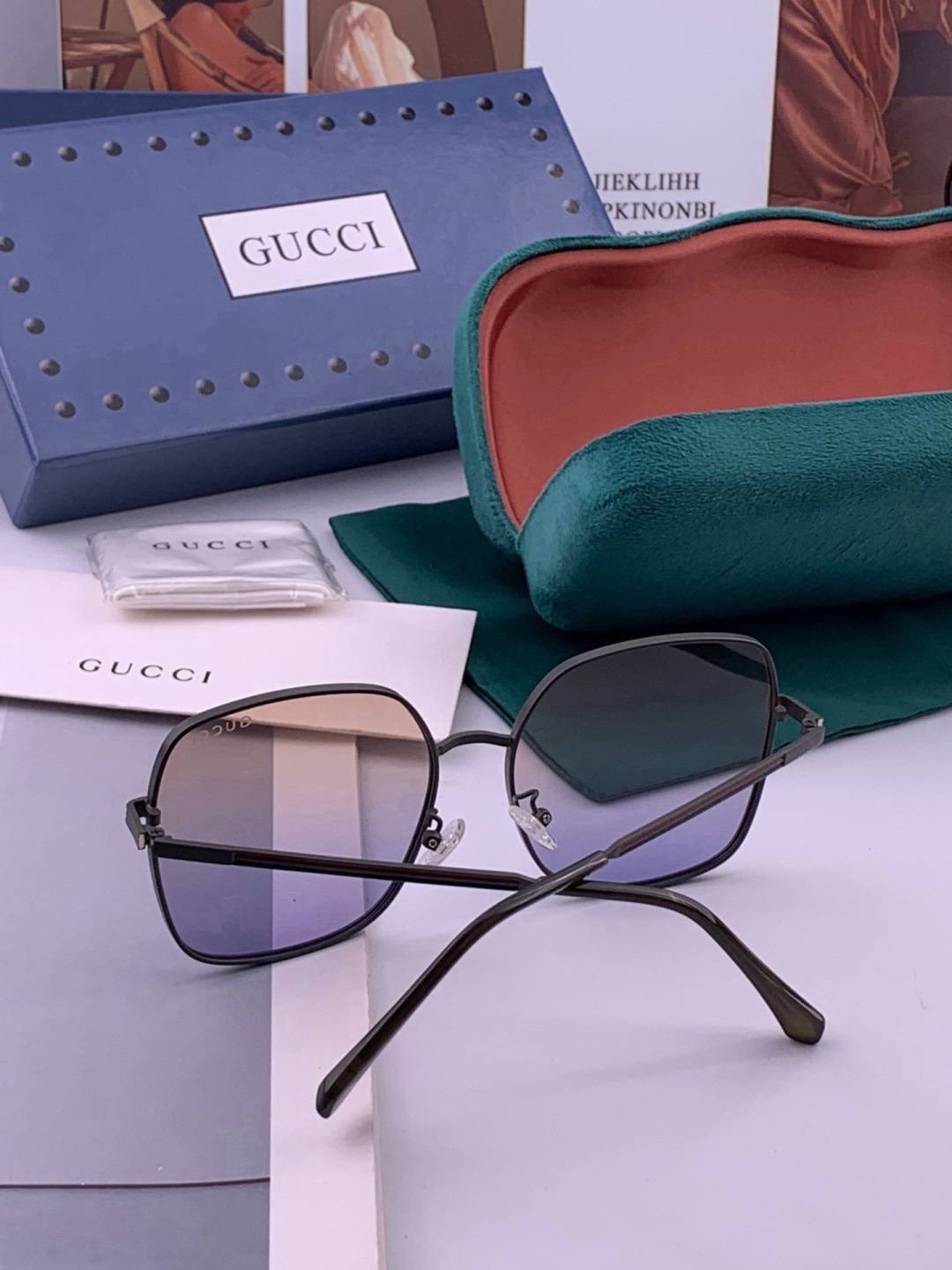 GUCCI 开春新款太阳镜 各路网红纷纷带起气场满分‼️ 俏皮甜美.上脸效果更佳.金属质感超好 型号：G22201