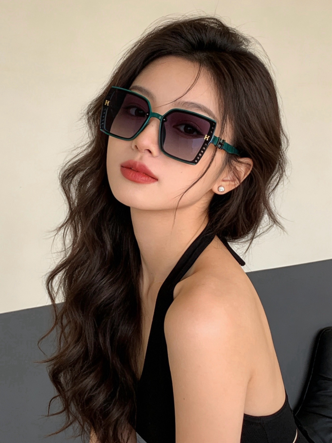 新款 爱马仕女士偏光太阳镜🕶️ 宝丽来高清镜片🎉高品质TR-90镜框 时尚百搭！ 型号：H1992