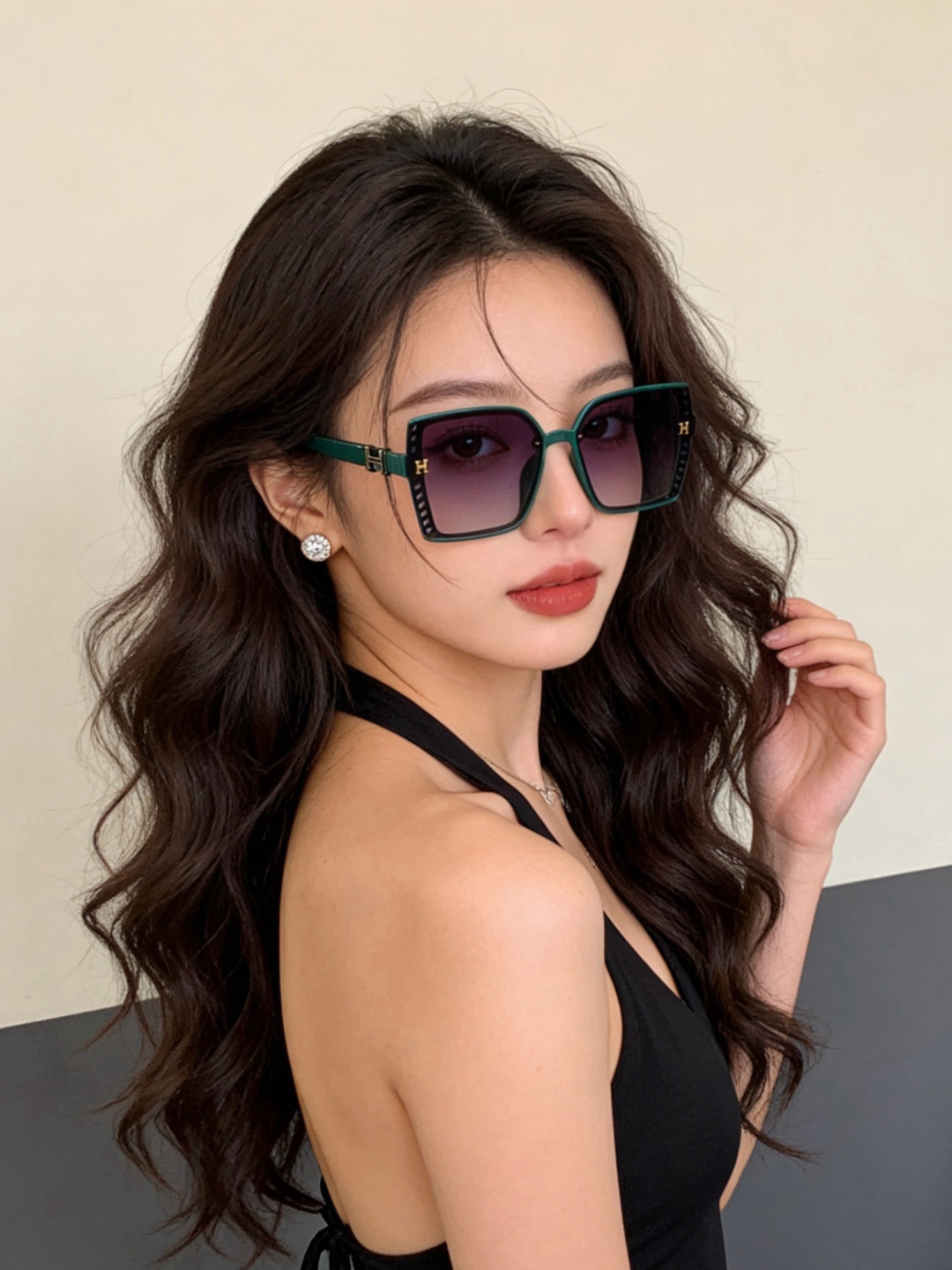 新款 爱马仕女士偏光太阳镜🕶️ 宝丽来高清镜片🎉高品质TR-90镜框 时尚百搭！ 型号：H1992