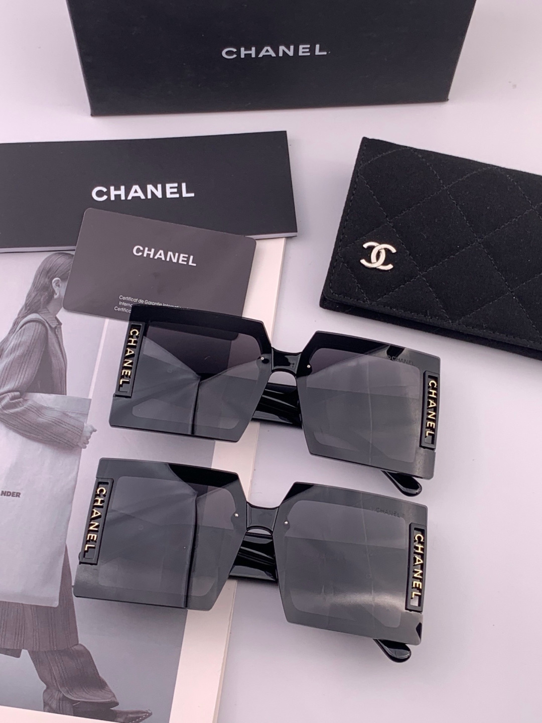 【CHANEL】香奈儿 新款潮流爆款 时尚方框太阳镜 佩戴舒适 网红潮款墨镜  女士高清加厚偏光太阳镜🕶️ 🎉高品质TR