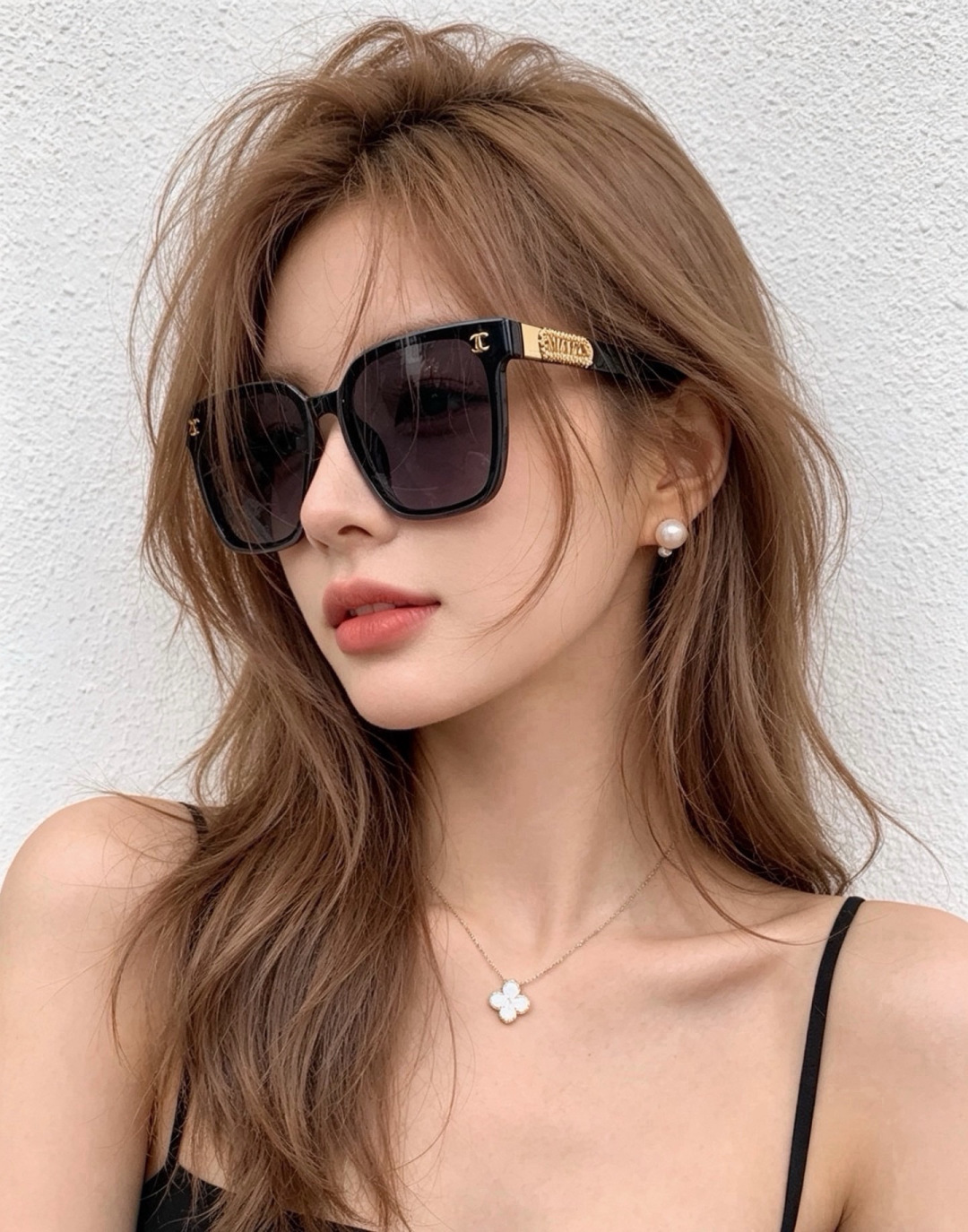 新品CHANEL 香奈儿太阳镜以独特魅力和前卫风格诠释春夏最新眼镜，质感超好佩带舒适 型号：CH07003