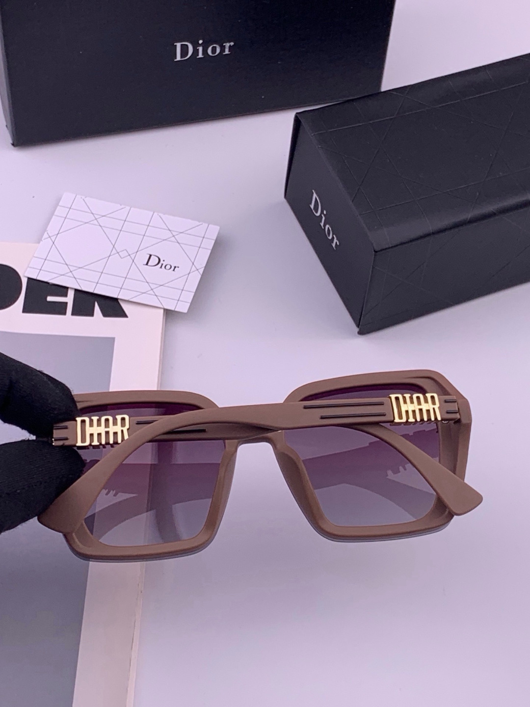 🔺 【DIOR-迪奥】 开春新款 潮流爆款 时尚方框偏光太阳镜 高品质 佩戴舒适 网红潮款墨镜 女士高清偏光太阳镜🕶️ 