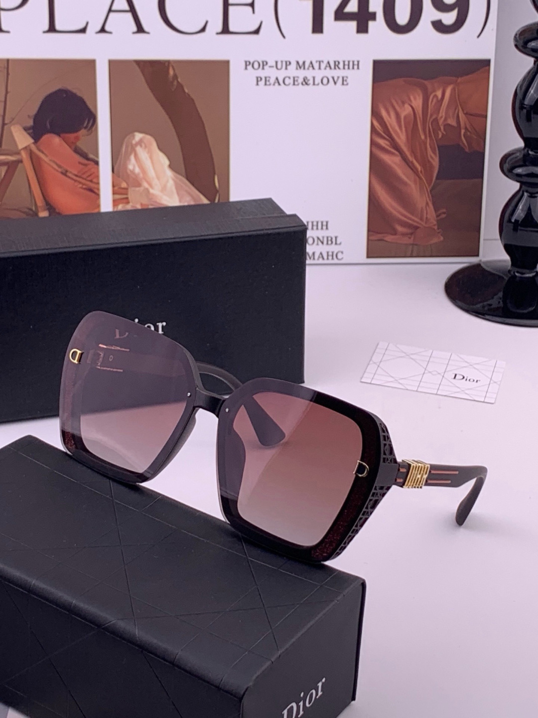 🔺 【DIOR-迪奥】 开春新款 潮流爆款 时尚方框偏光太阳镜 高品质 佩戴舒适 网红潮款墨镜 女士高清偏光太阳镜🕶️ 🔺 【DIOR-迪奥】 开春新款 潮流爆款 时尚方框偏光太阳镜 高品质 佩戴舒适 网红潮款墨镜 女士高清偏光太阳镜🕶️