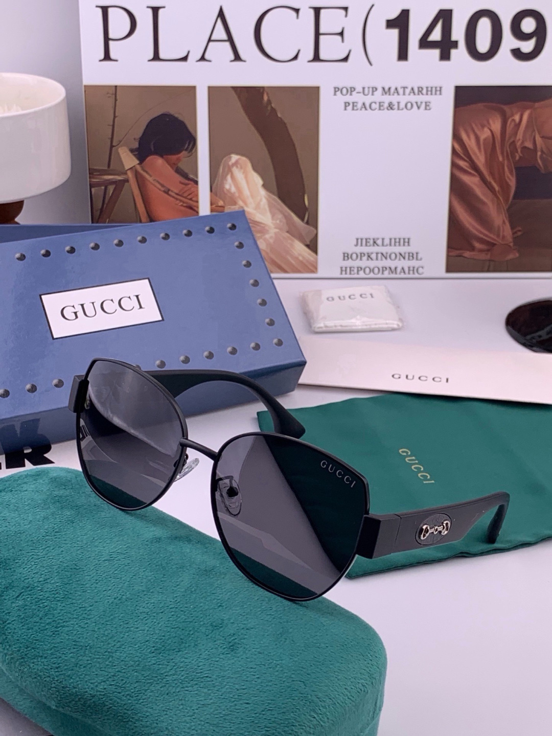 GUCCI 开春新款 最新款方框太阳镜 各路网红纷纷带起气场满分‼️ 俏皮甜美.上脸效果更佳.金属质感超好 型号：G13