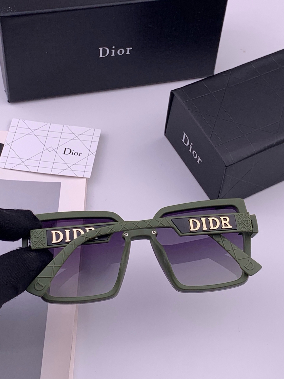 🔺 【DIOR-迪奥】开春新款 潮流爆款 时尚方框偏光太阳镜 高品质 佩戴舒适 网红潮款墨镜 女士高清加厚偏光太阳镜🕶️