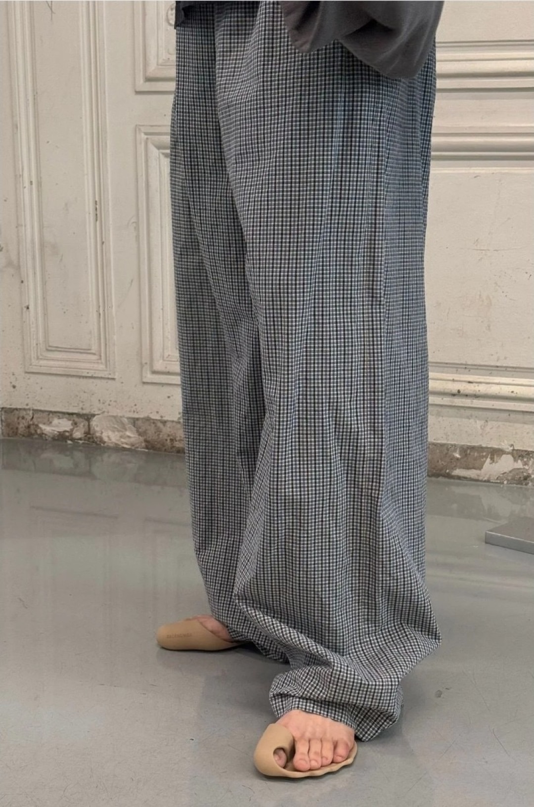 299💰
Balenciaga棉麻长裤
男女同款 裤长根据身高和风格自行剪裁 