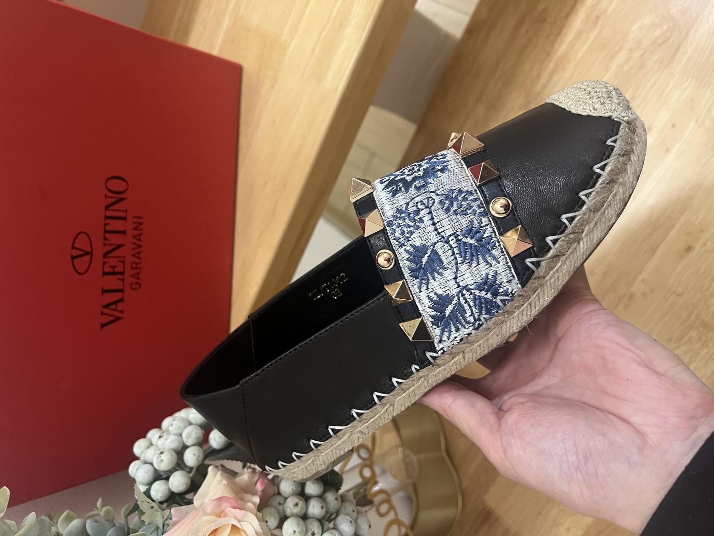 Valentino Garavani Embroidered VLogo Leather Espadrille Flats
