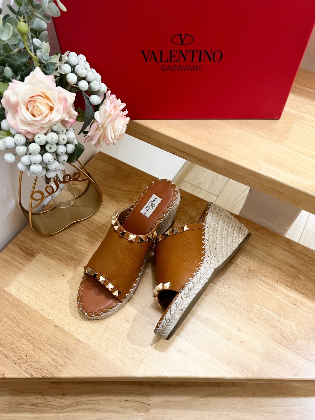 Valentino Garavani Leather Espadrille Wedge Sandals with Rockstud Detail 5 cmp i1741160141014 8503 0 5
