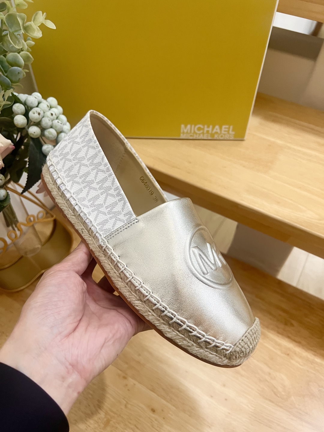 Michael Kors Kendrick Vanilla White Logo Espadrille Flat Shoes 2 cmp i1741797484114 5518 0 5