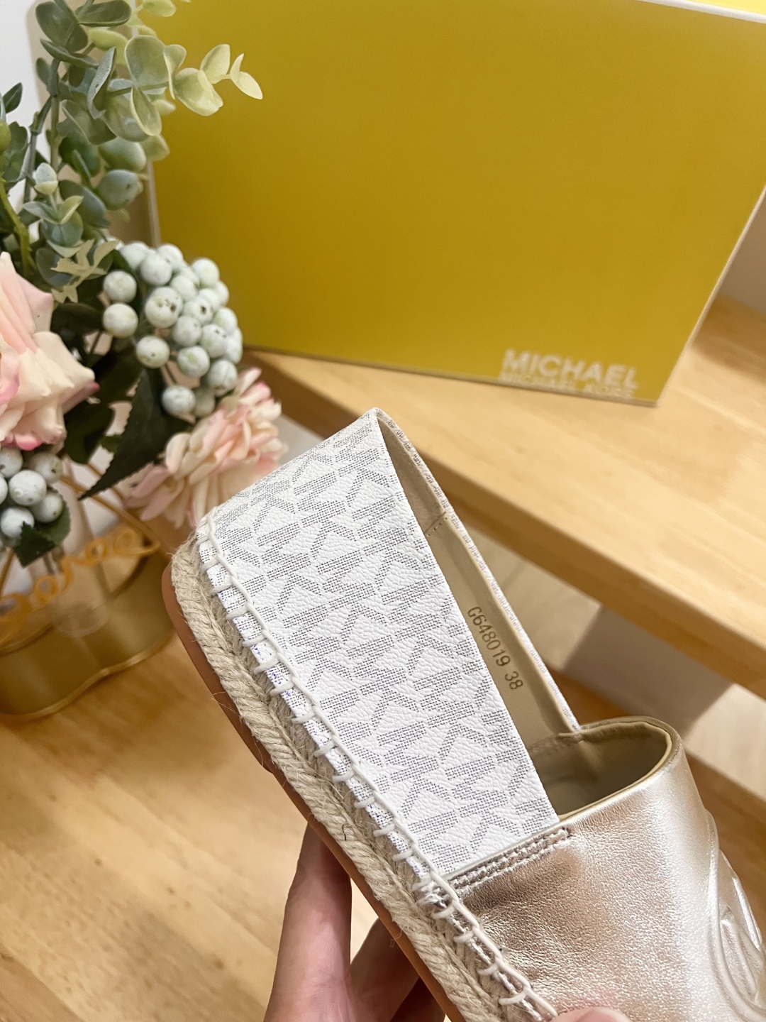 Michael Kors Kendrick Vanilla White Logo Espadrille Flat Shoes 9 cmp i1741797484138 9743 0 7