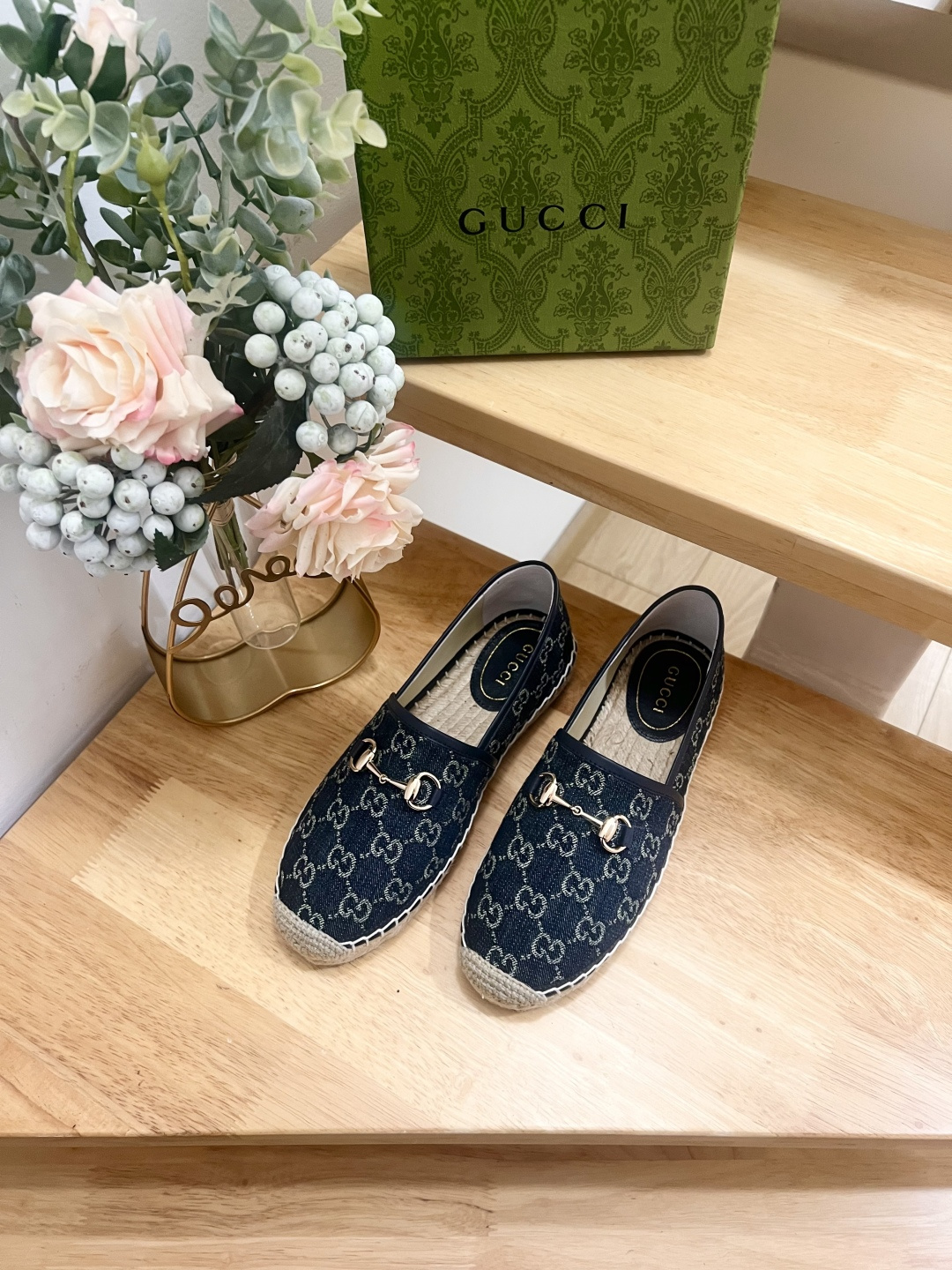 Gucci Women Shoes