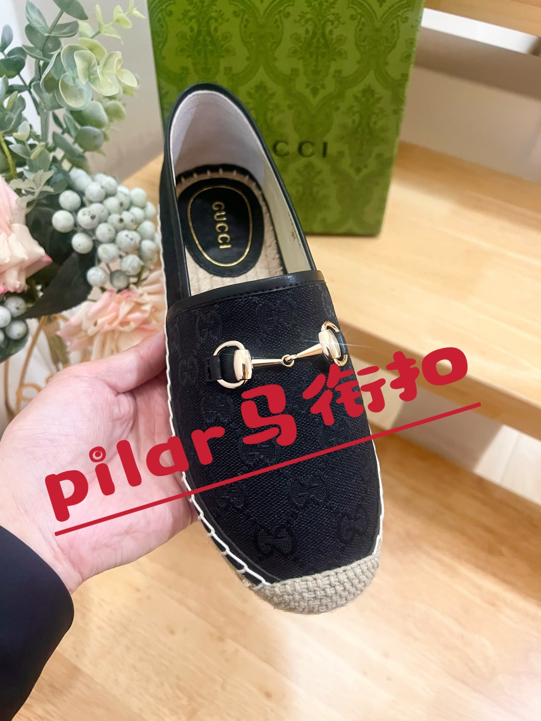 Gucci Women Shoes