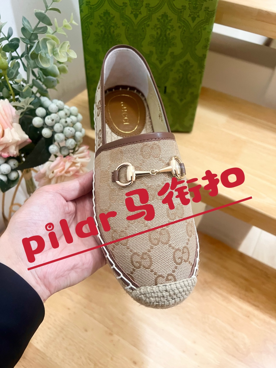 Gucci Women Shoes