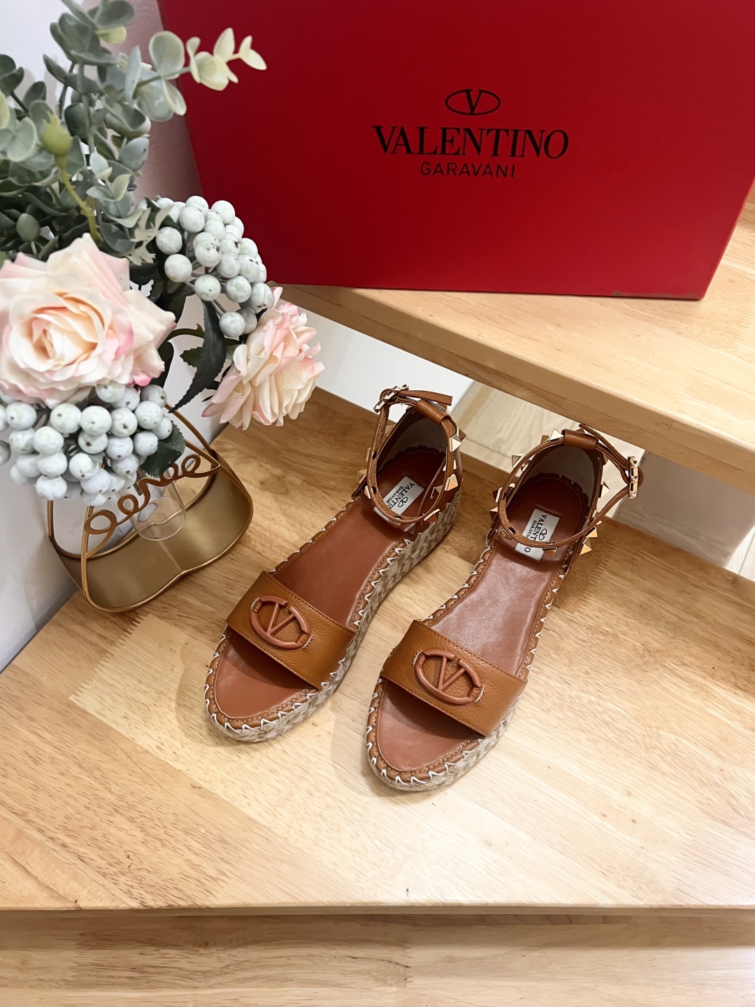 Valentino Garavani Leather Espadrille Wedge Sandals Studded Platform Shoes 7 cmp i1742018668715 9952 0 5